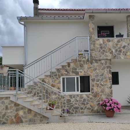 Apartman Lucia Bilice Exterior photo